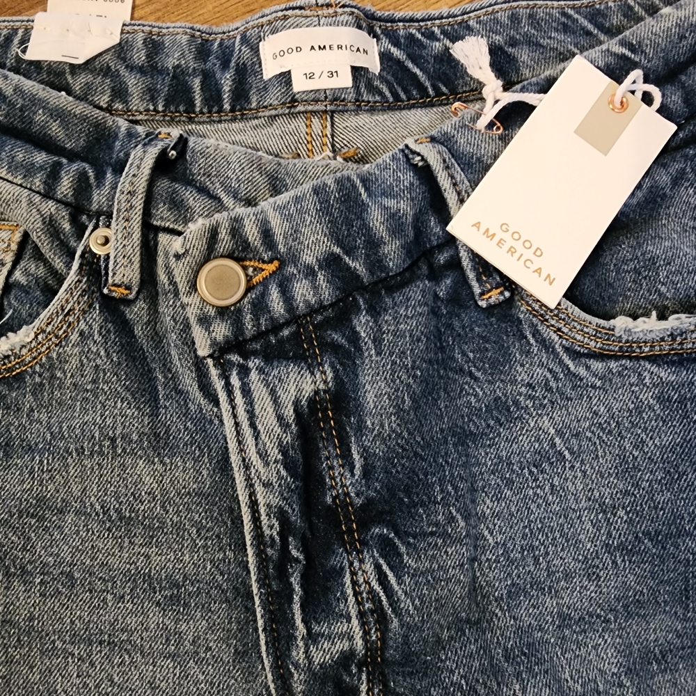 Good American Good '90s High Rise Straight Jeans - Picture 9 of 14